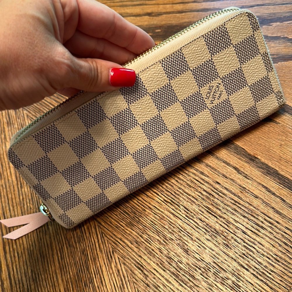 Authentic Louis Vuitton Zip Wallet